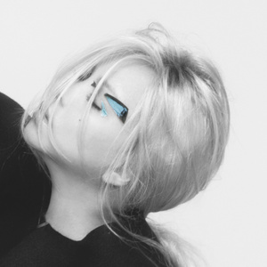 三国杀貂蝉被❌吸乳
